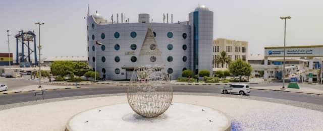 blog_cities/Scrap-Car-Buyers-in-Ajman-Port.jpg
