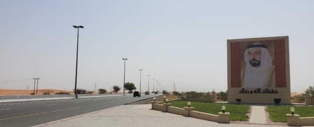 blog_cities/Who-Pays-Cash-for-Cars-in-Al-Manama-Ajman-1.jpg